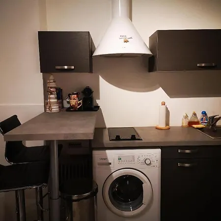 Superbe Meuble Cosy Avec Lit Superconfort Au Calme Jean Medecin * Ницца